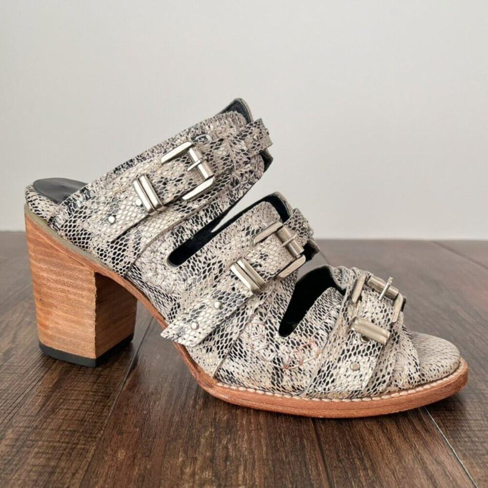 Freebird Caitlyn Leather Sandal Snake Embossed Buckle Heel Size 9 Black White